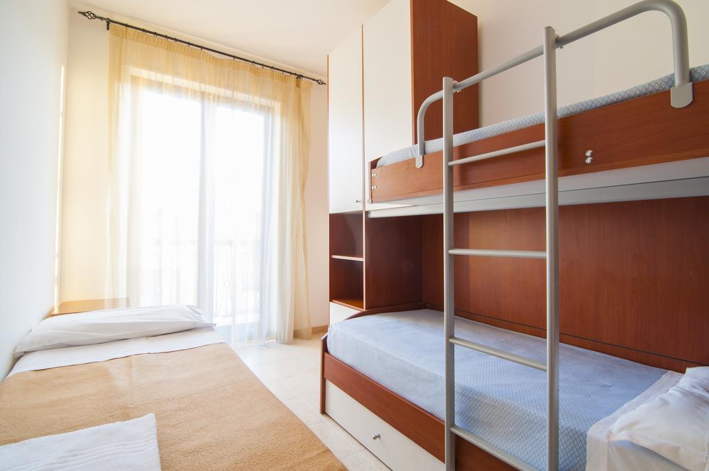 Ciao Hotel & Residence - Apartments 콘베르사노 객실 사진